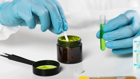 Laboratory testing of a cosmetic formulation for CPSR safety assessment and cosmetic compliance by Spectra Comply